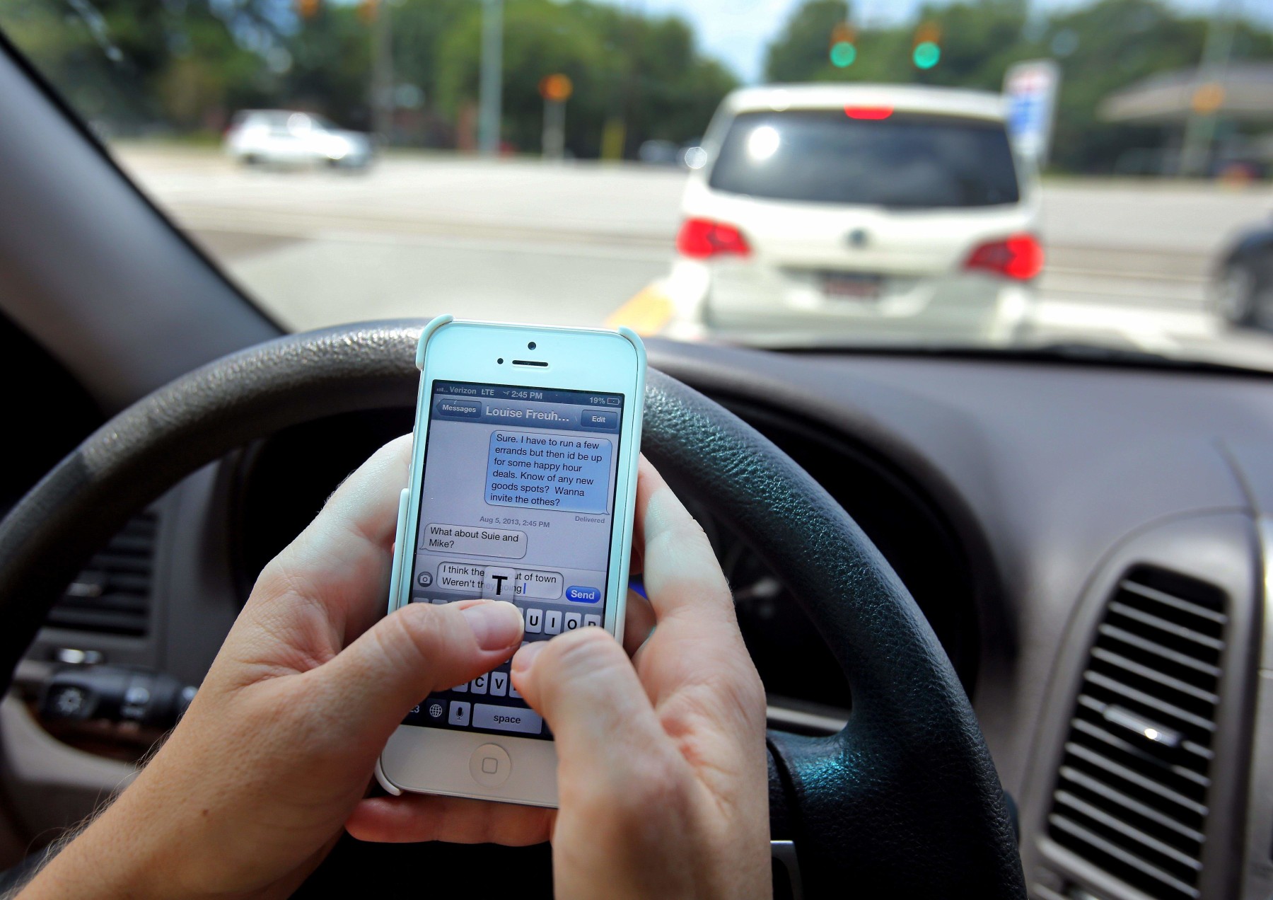 Tips to Avoid Distracted Driving