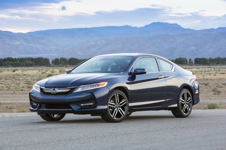 2017 Honda Accord V6 Coupe Turns Heads for Muscle Car Enthusiasts