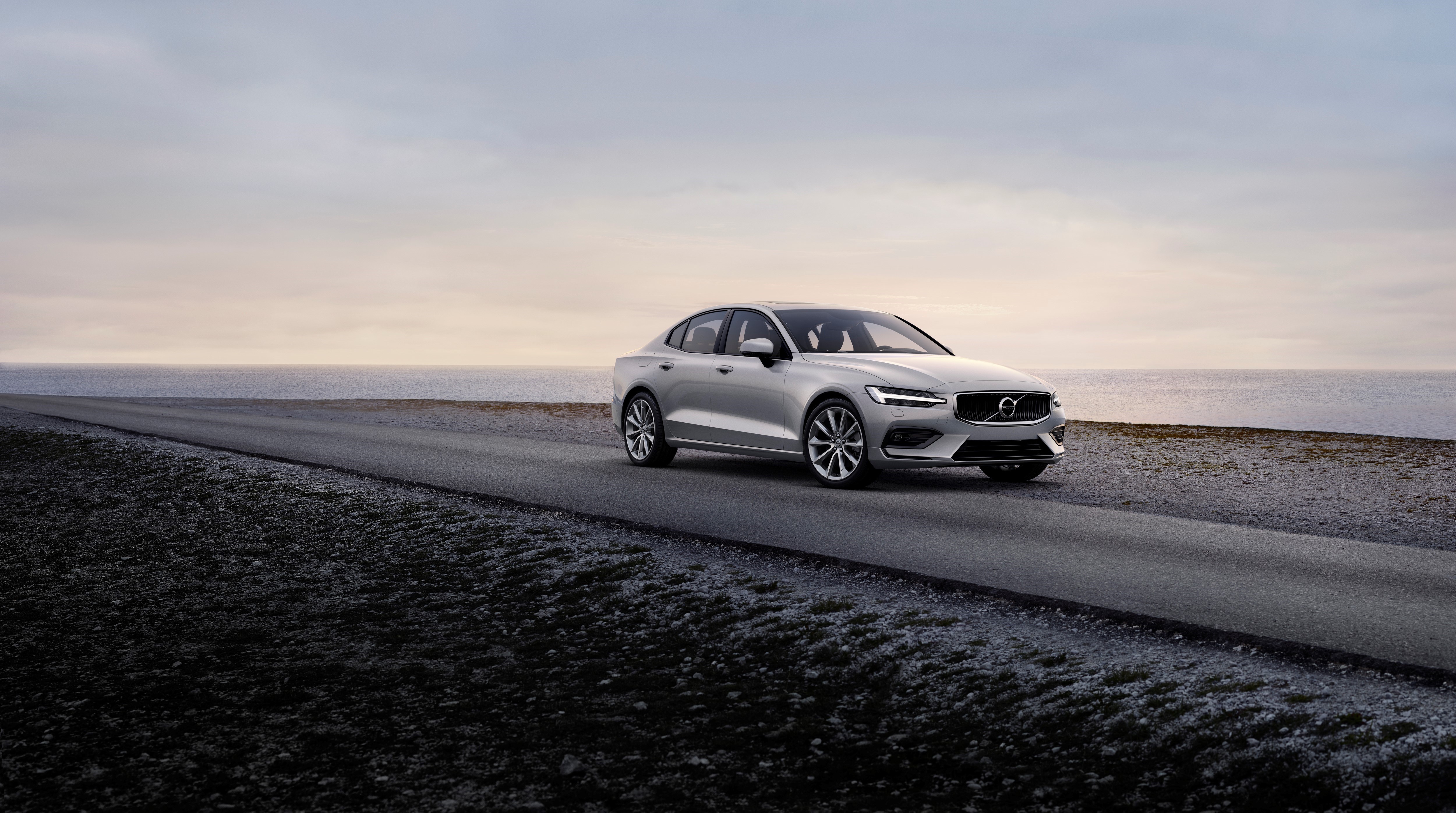 Volvo Unveils the 2019 S60 Sedan